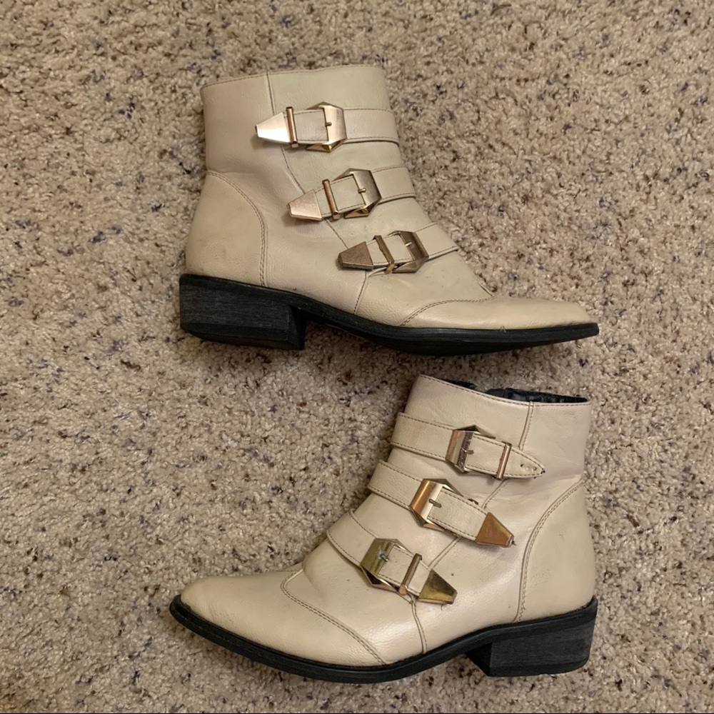 Boots with buckles